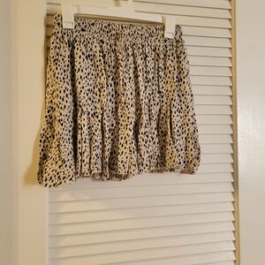 Women's Cream and Black Printed Flowy Shorts